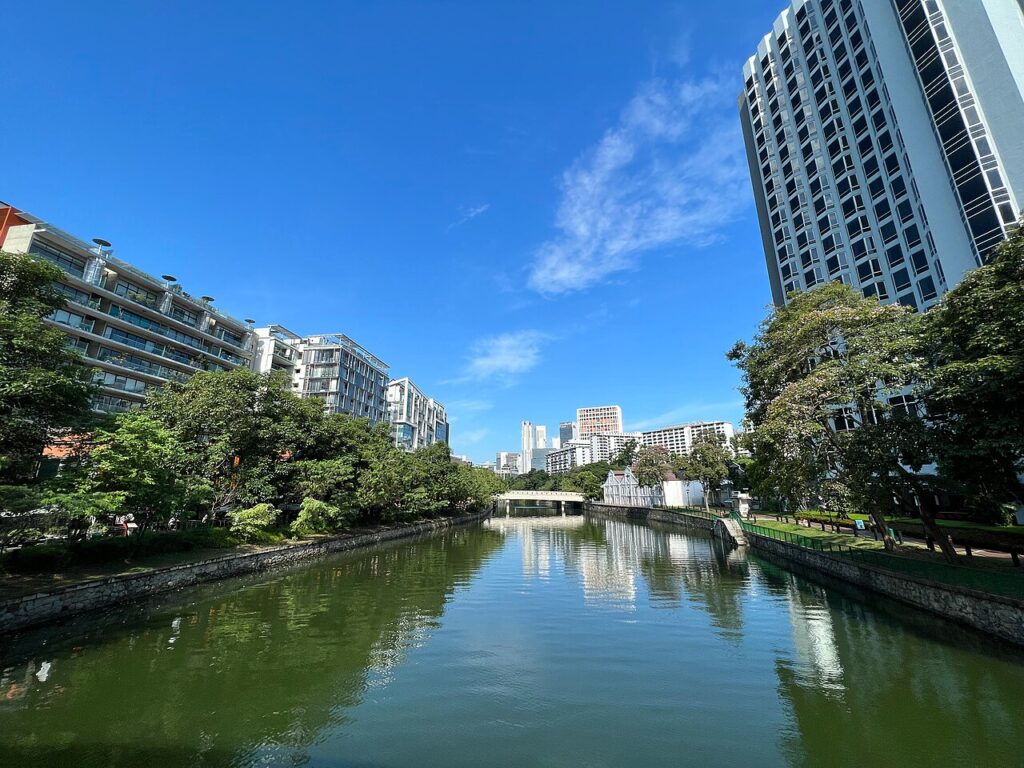 Singapore River at Robertson Quay - 2022-08-14